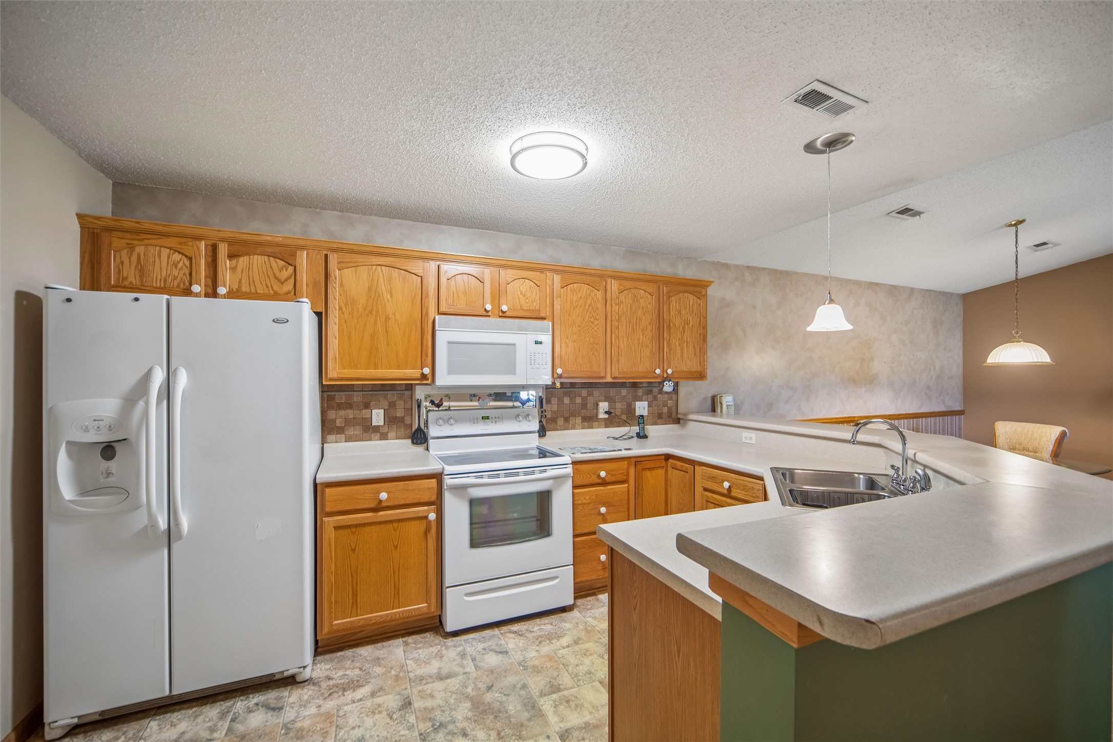 9512 Larch Lane