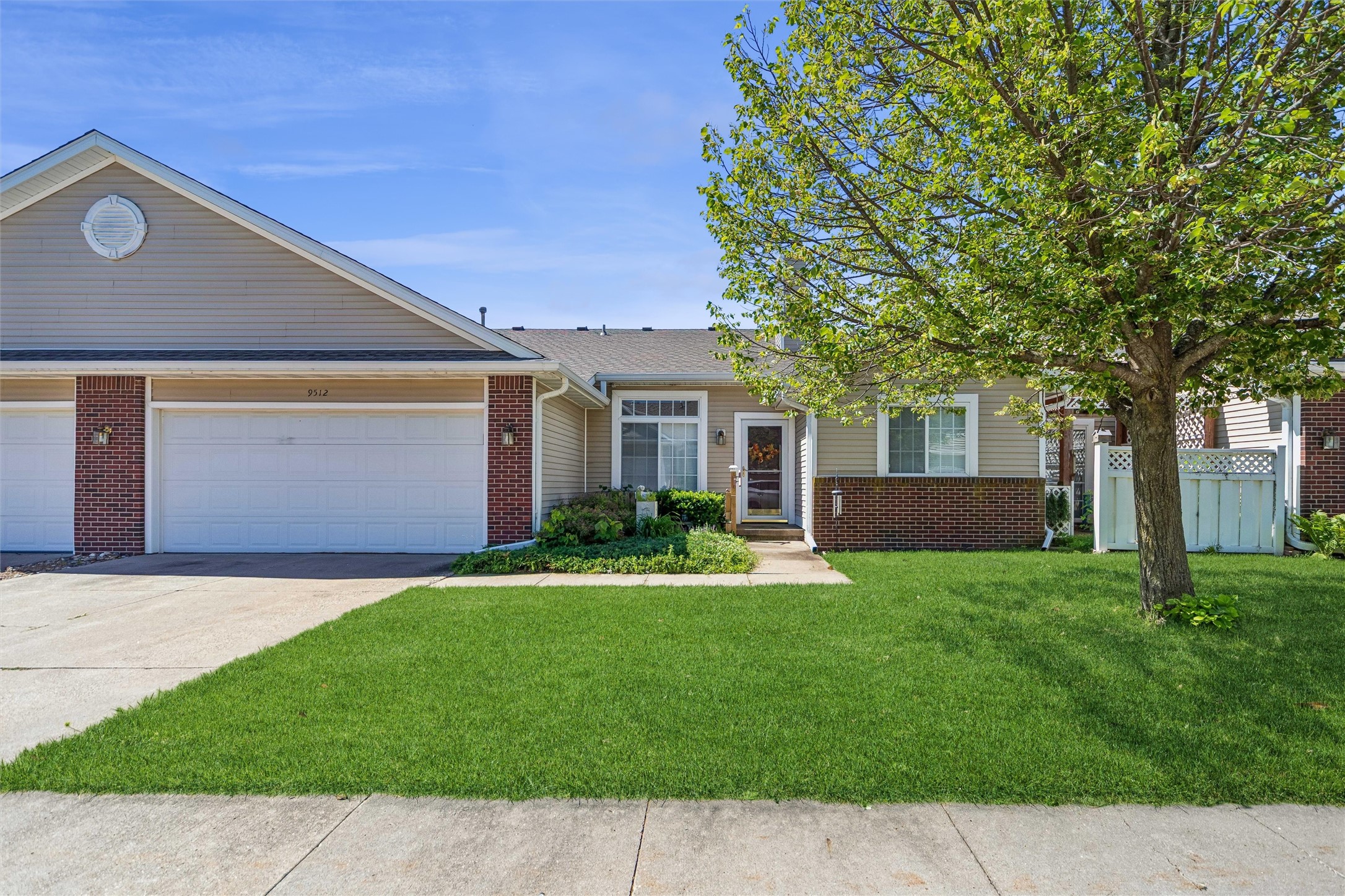 9512 Larch Lane