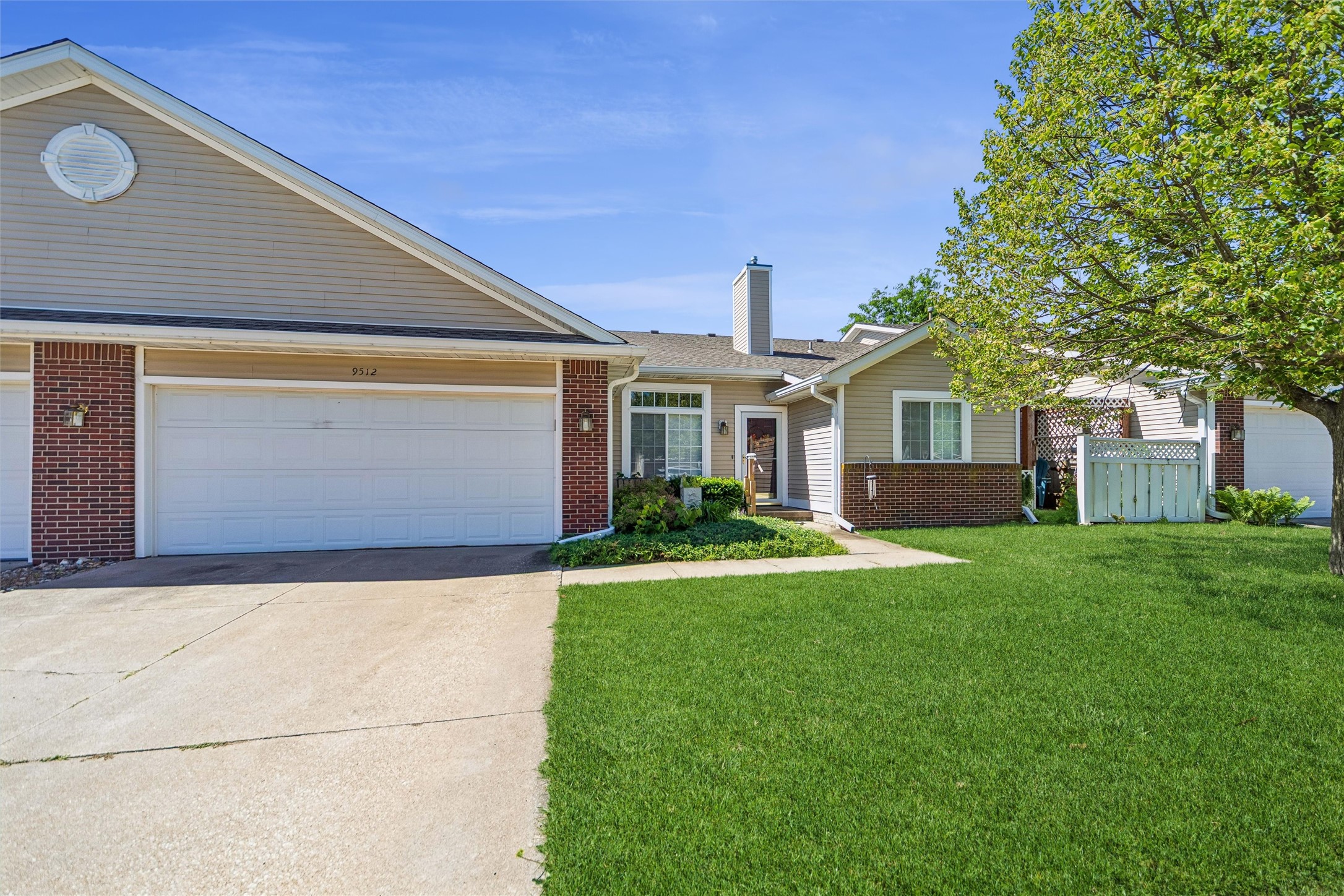 9512 Larch Lane