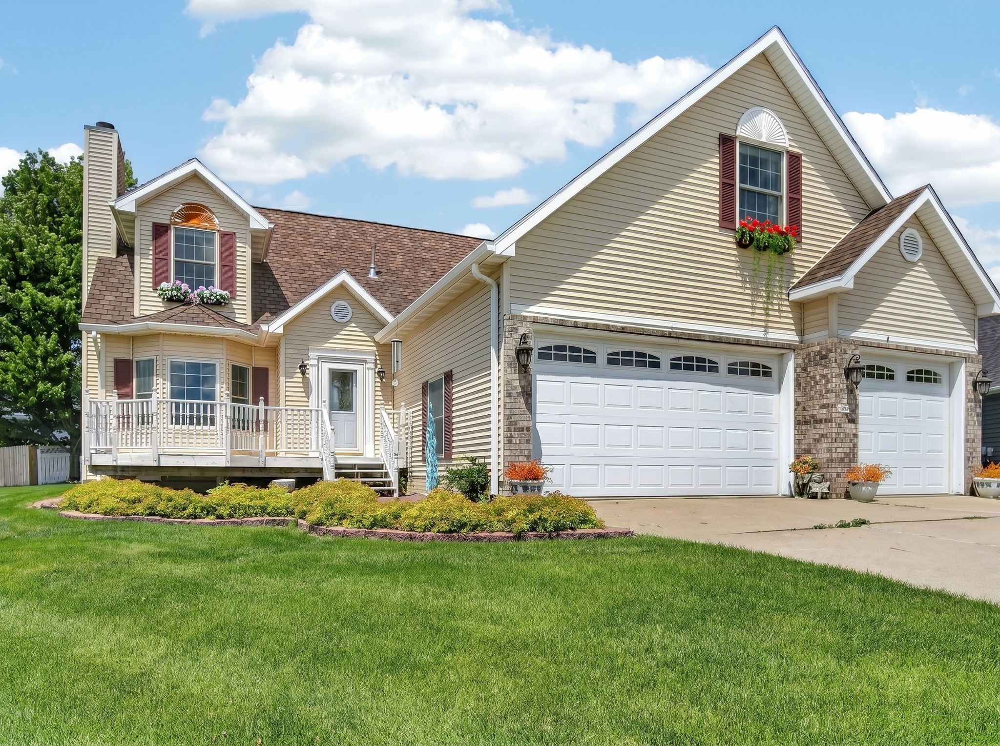 6804 Timberwolf Lane