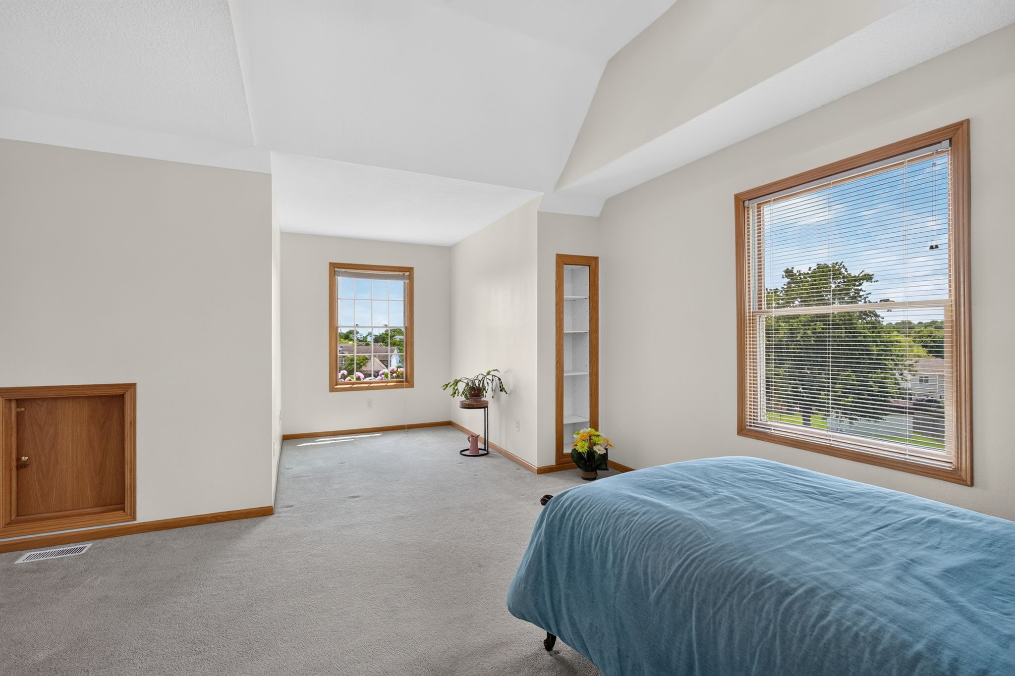 6804 Timberwolf Lane