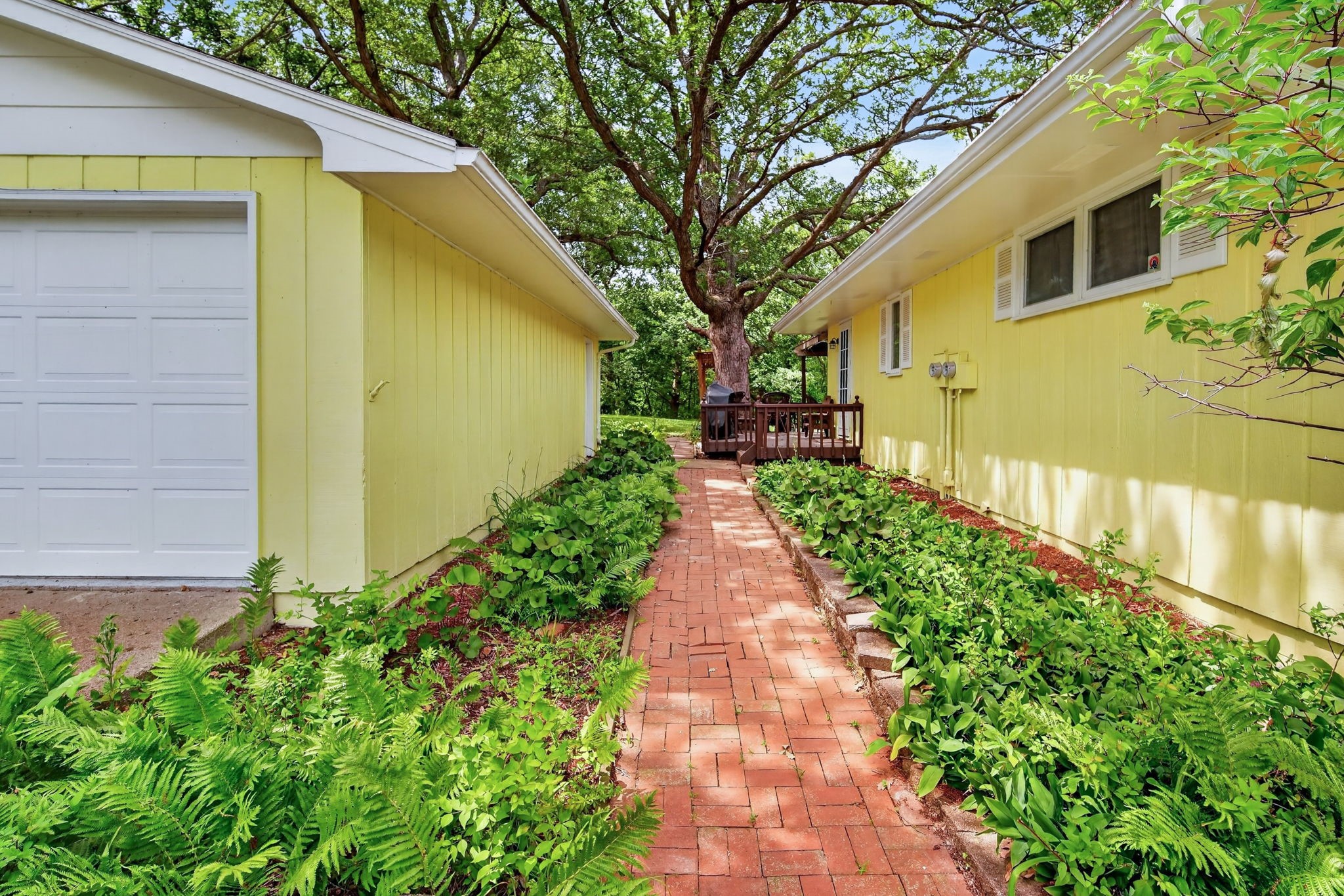 6222 Panorama Drive