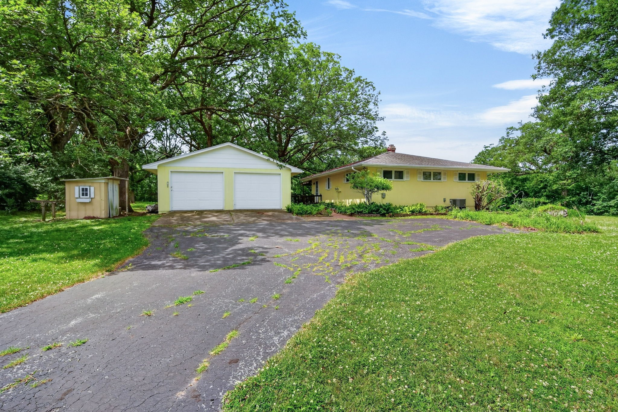 6222 Panorama Drive