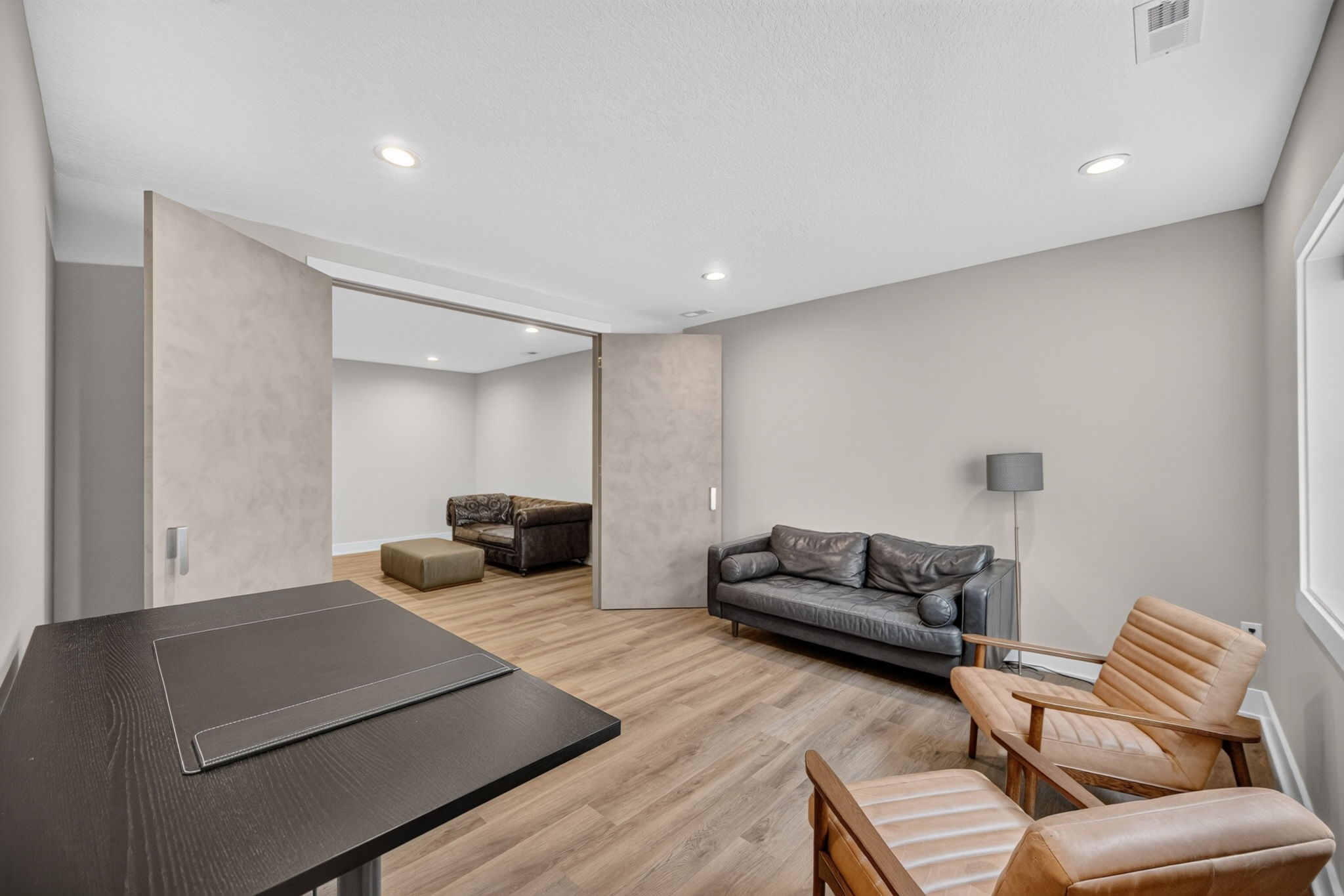 9309 Bellflower Lane
