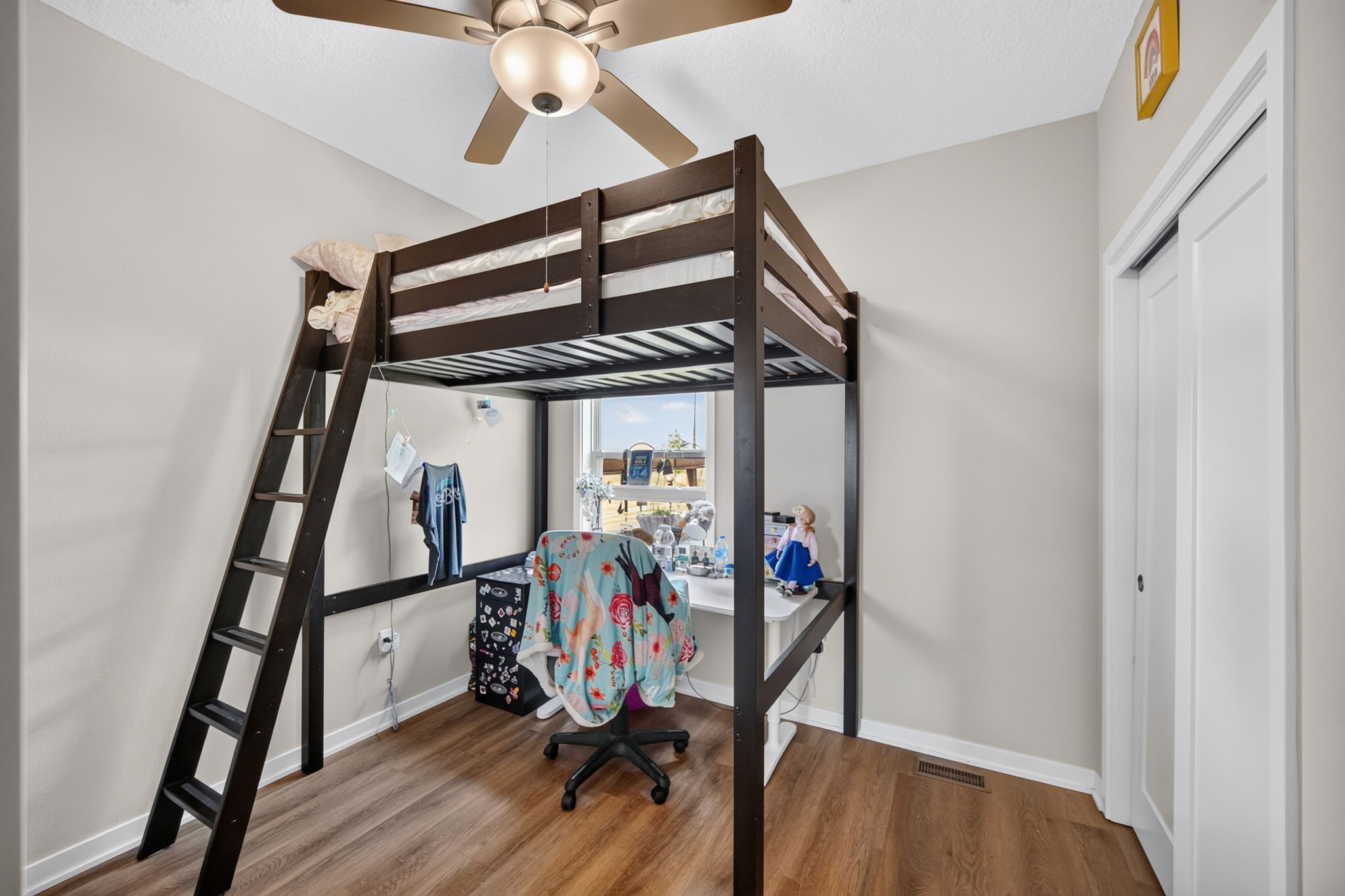 9309 Bellflower Lane