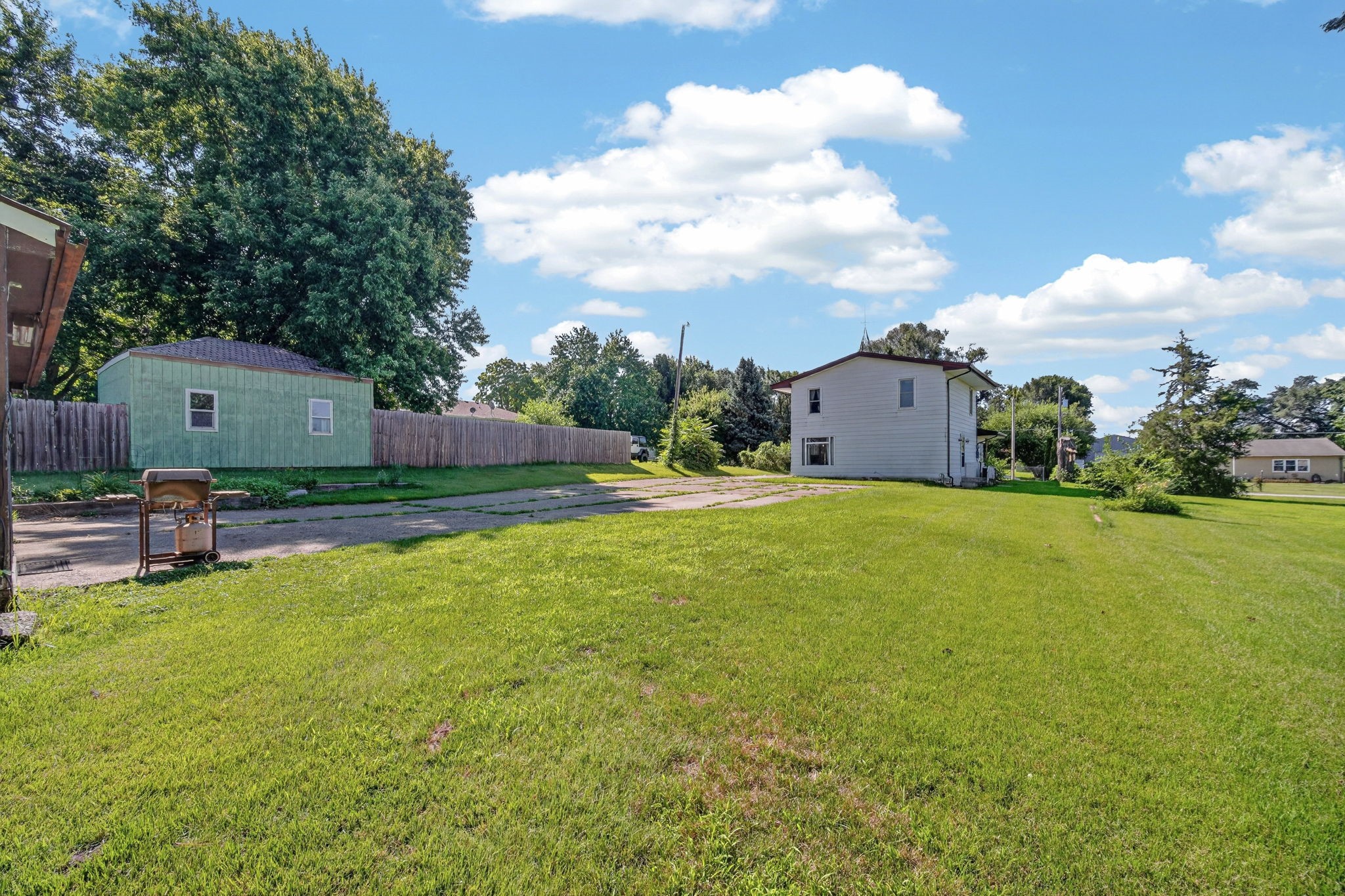 440 NE 46th Place