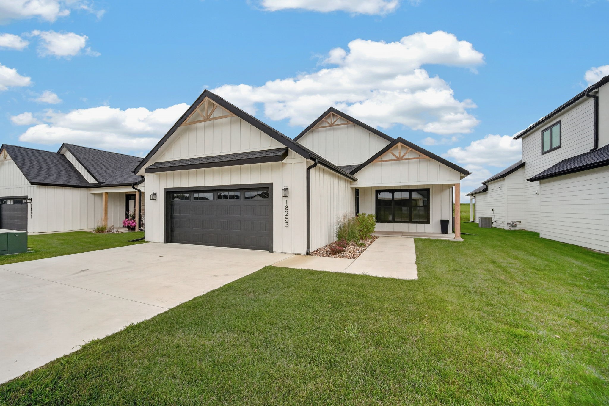 18253 Dooley Drive Clive IA