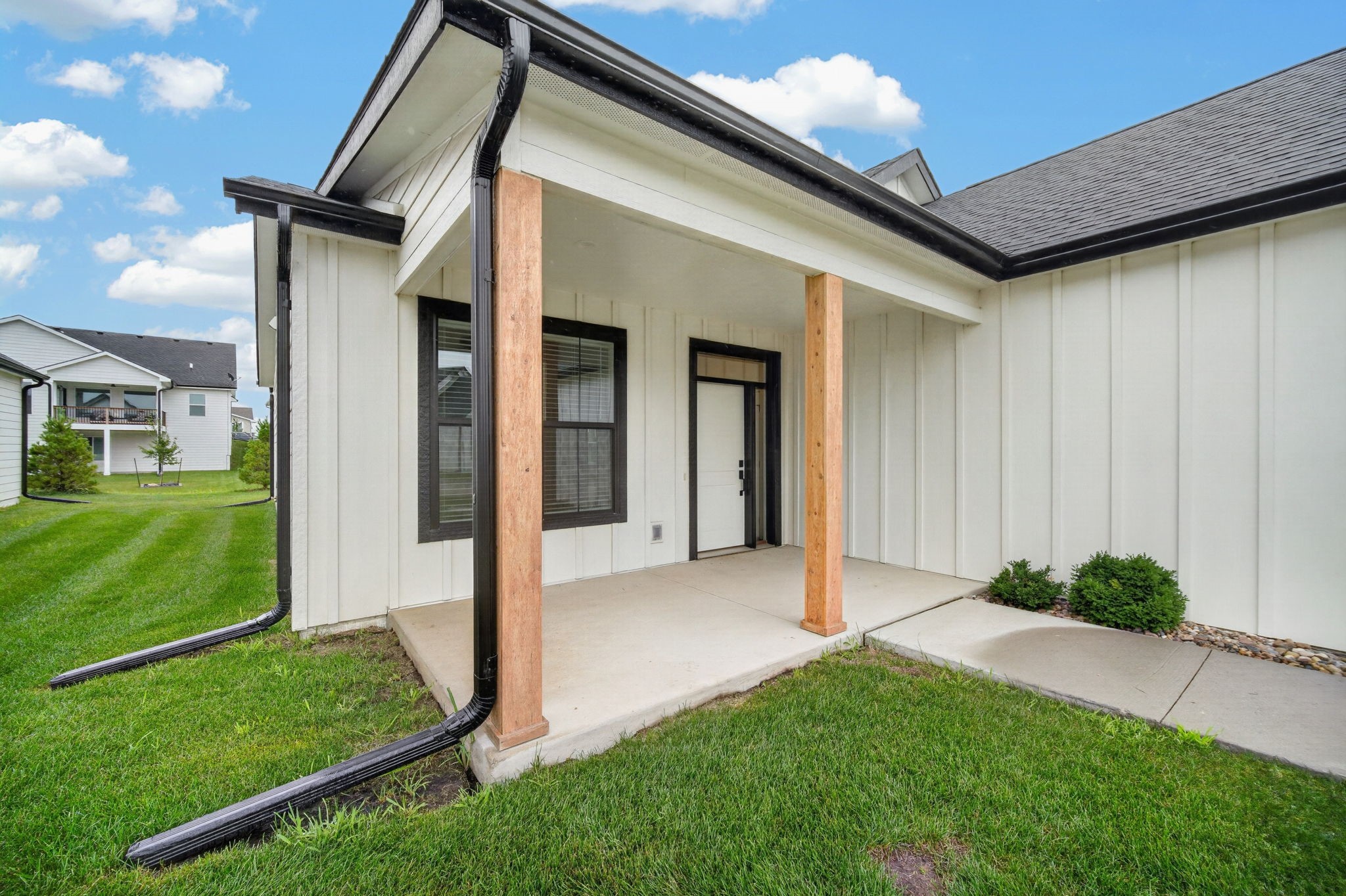 18124 Iltis Lane