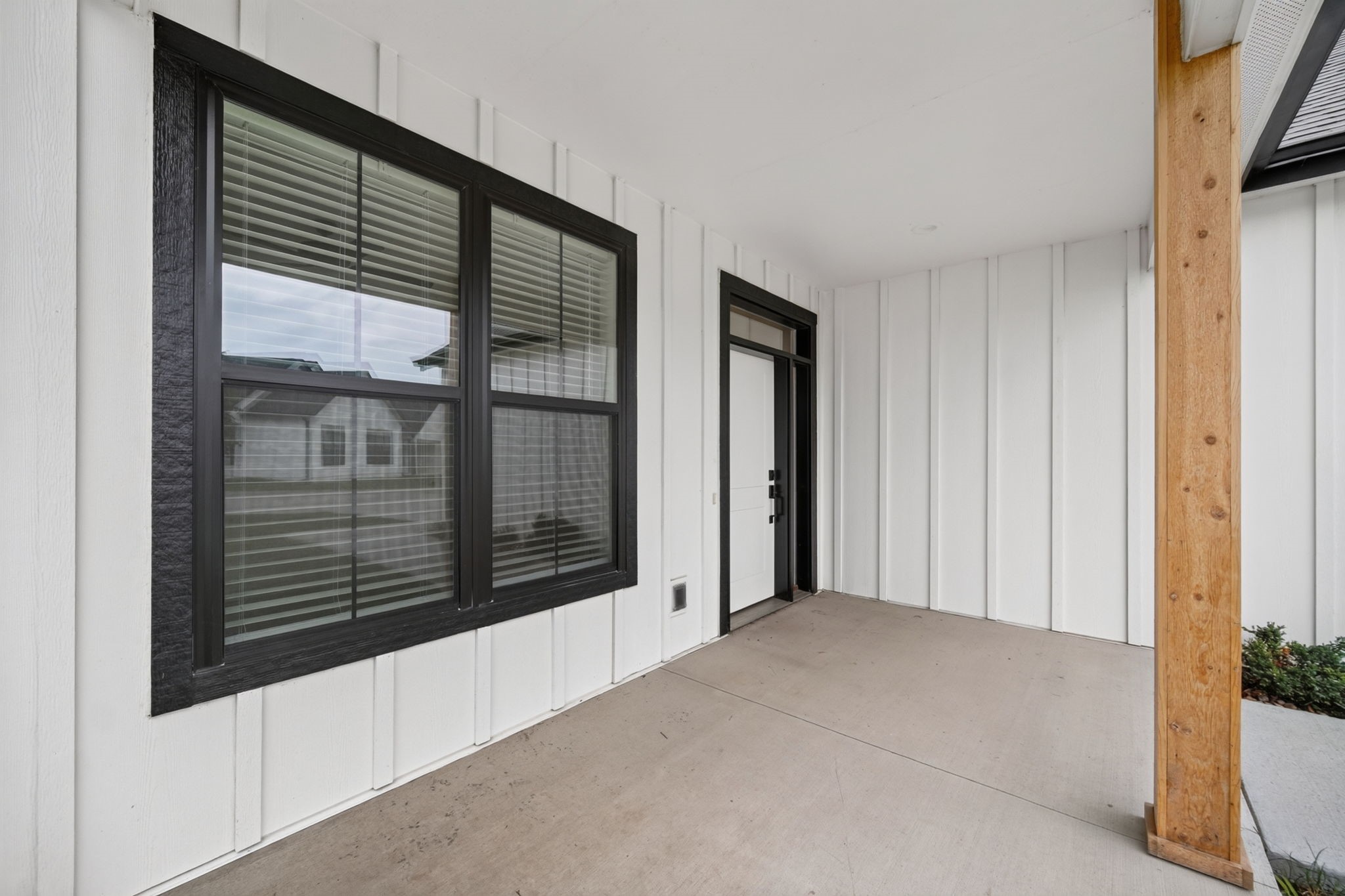 18124 Iltis Lane