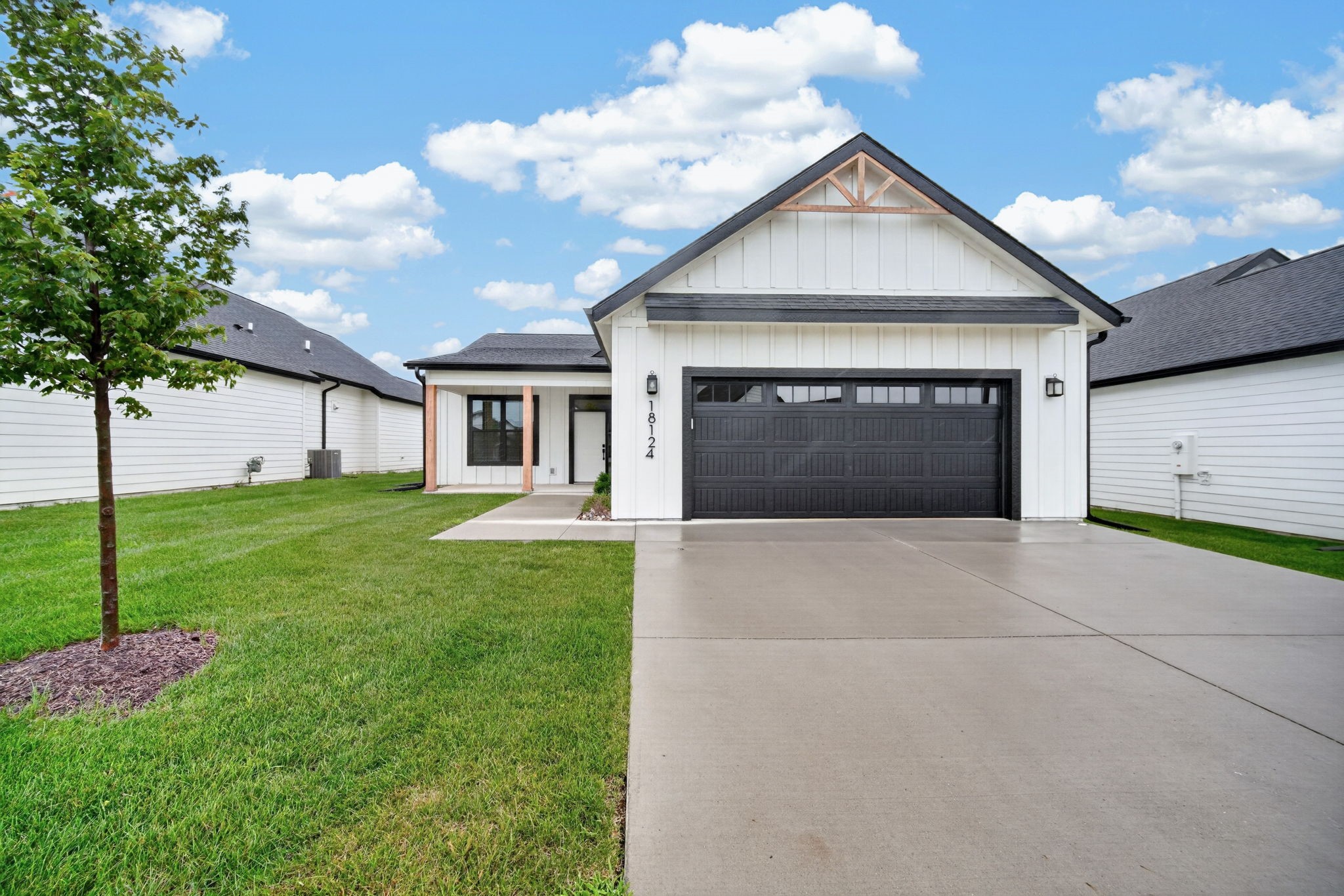 18124 Iltis Lane
