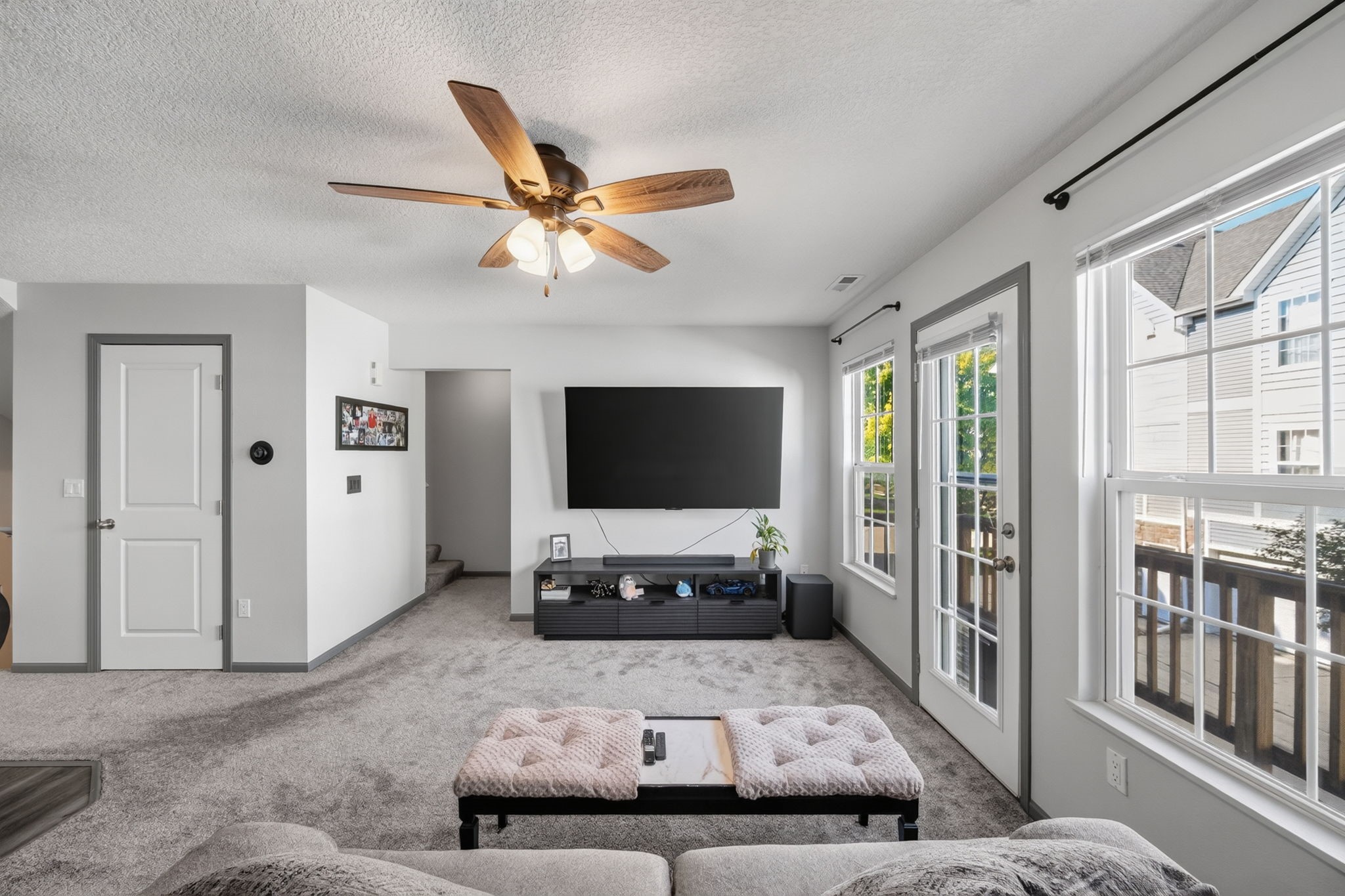 1143 Blackstone Lane
