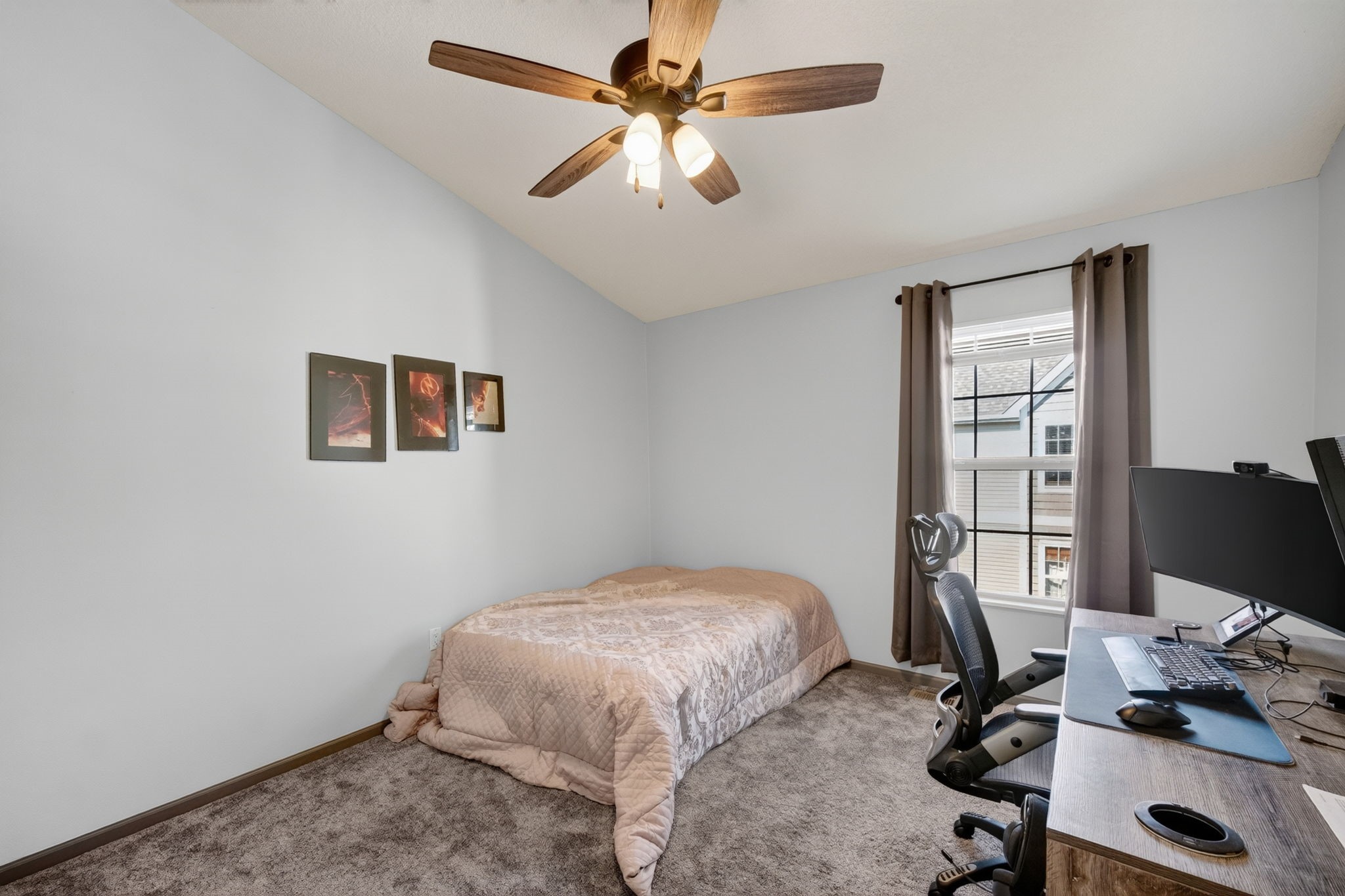 1143 Blackstone Lane