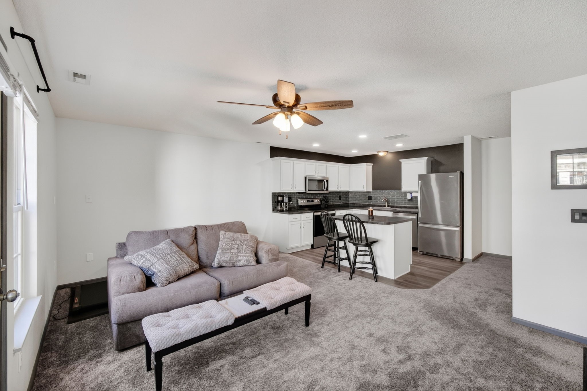 1143 Blackstone Lane