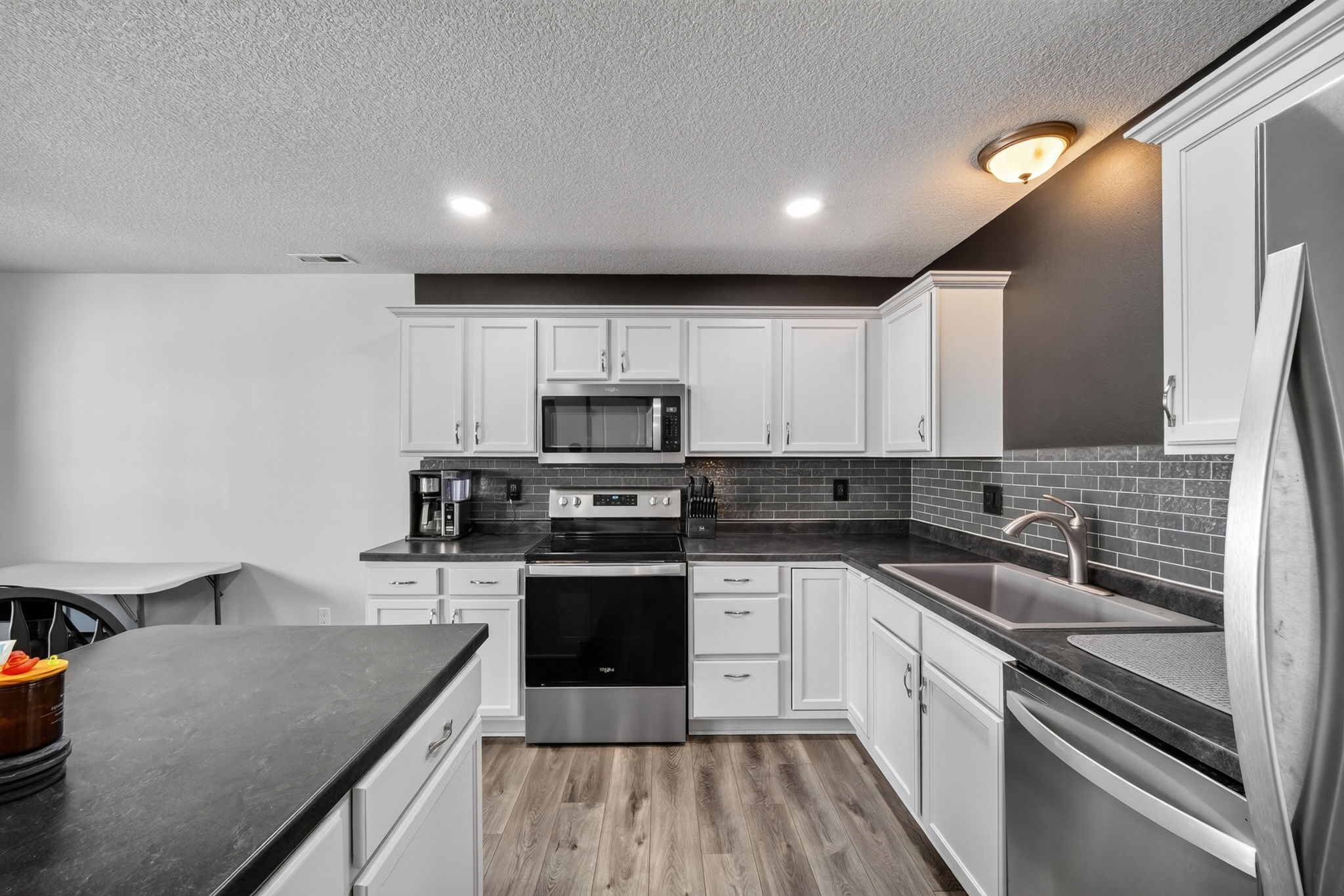 1143 Blackstone Lane