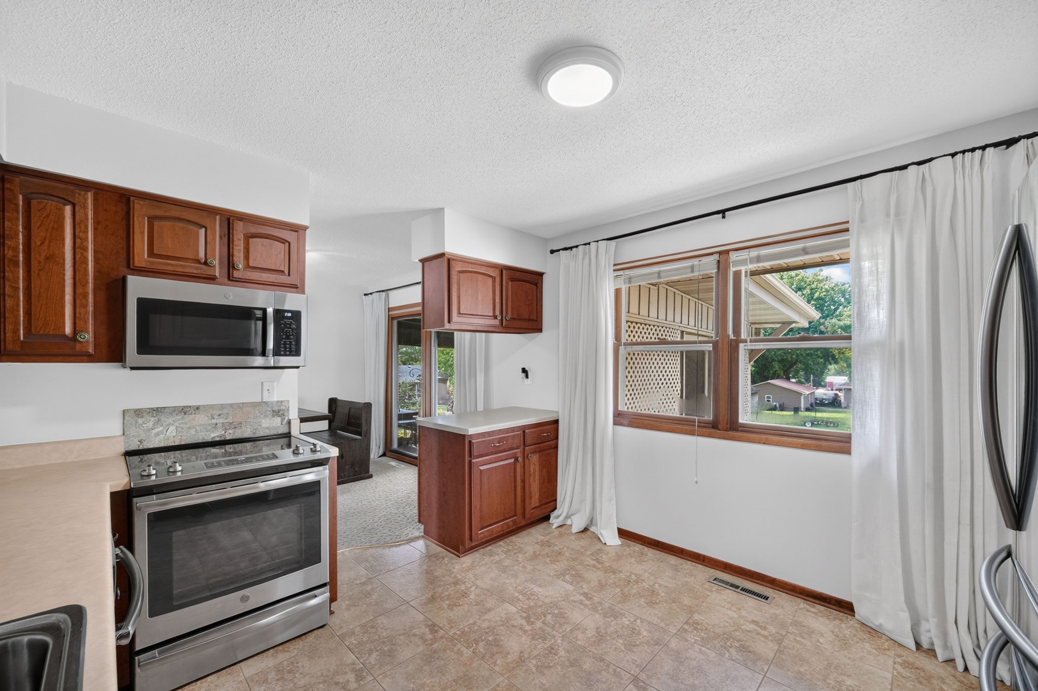 7046 NW 21st Street
