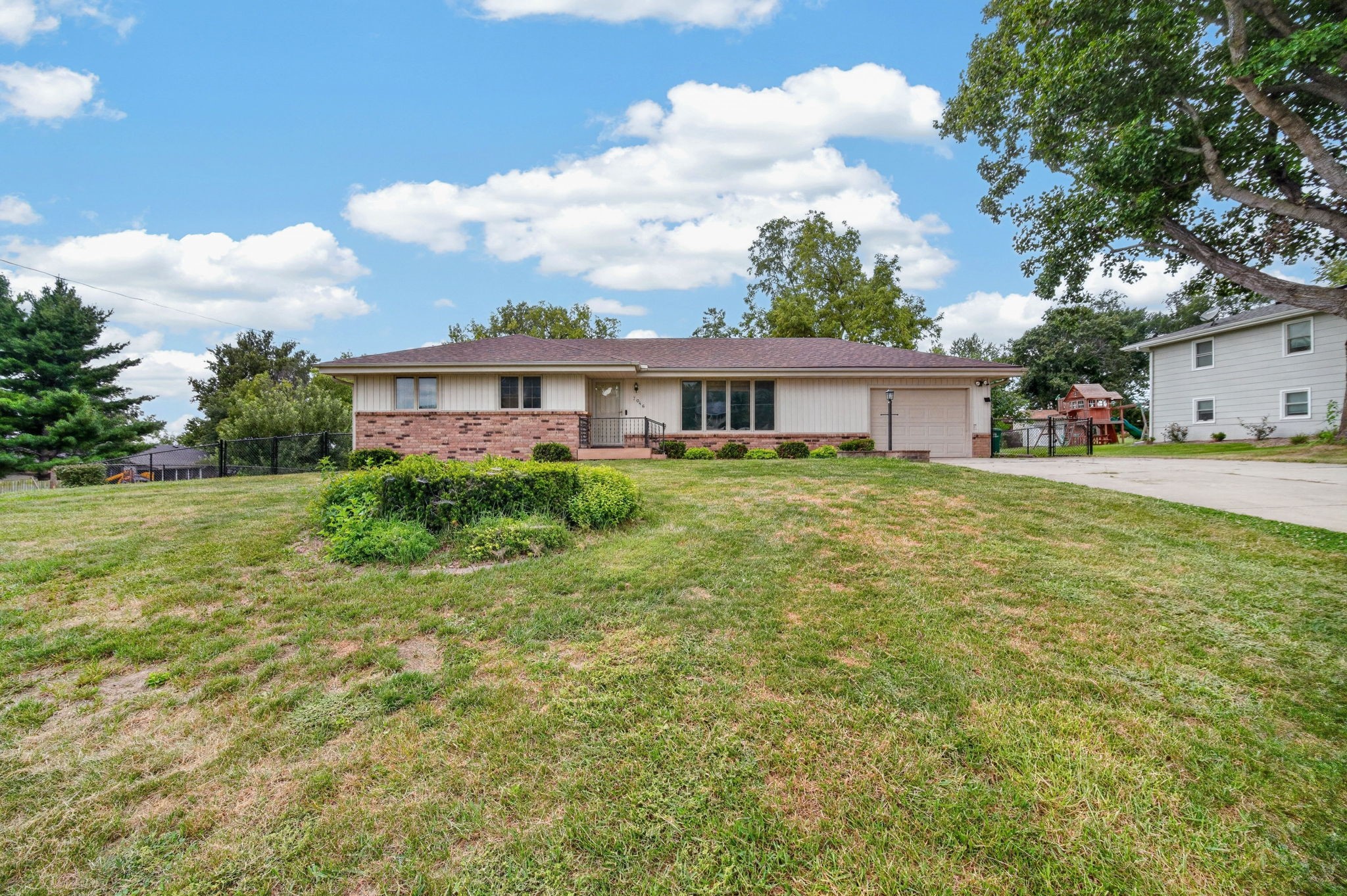 7046 NW 21st Street