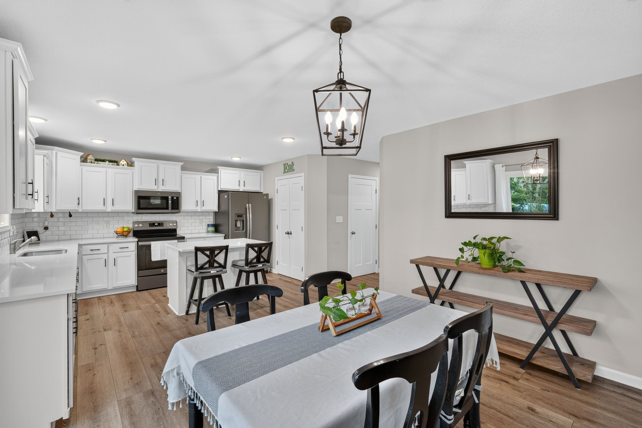 1110 Lynne Drive