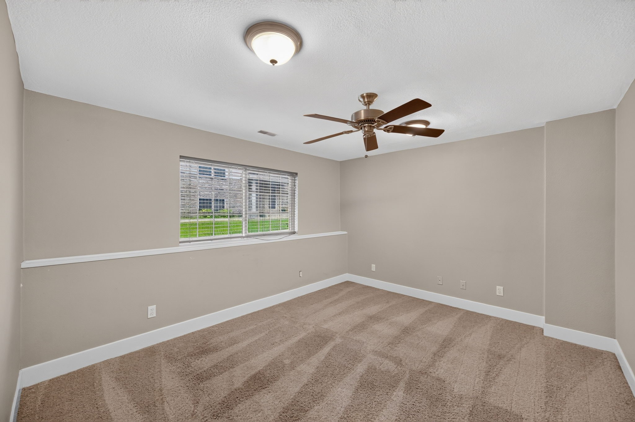3600 SE Glenstone Drive 306
