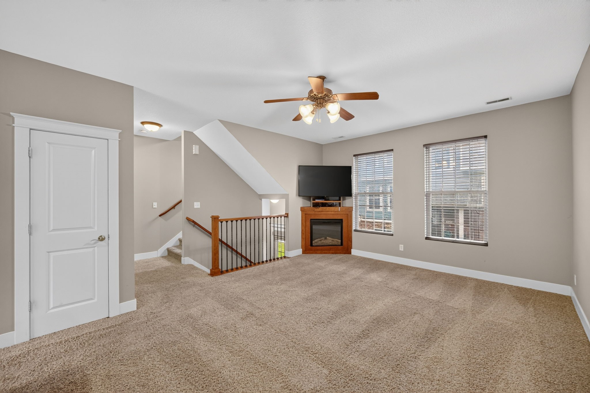 3600 SE Glenstone Drive 306