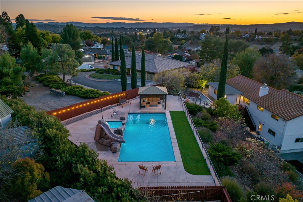 1029 Vista Grande Street