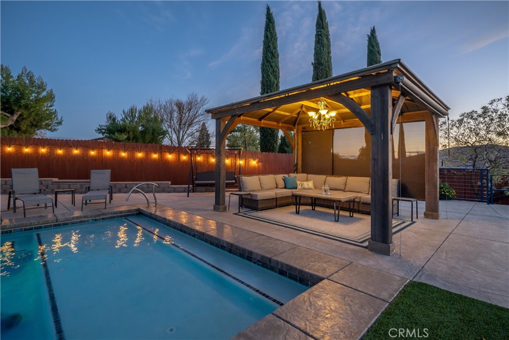 1029 Vista Grande Street