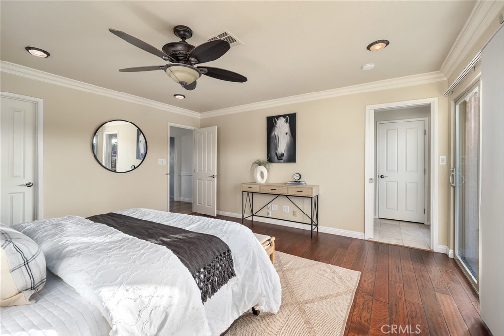 1029 Vista Grande Street