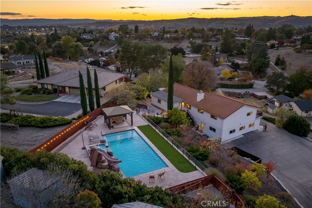 1029 Vista Grande Street