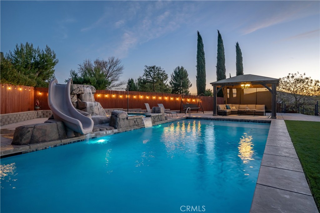 1029 Vista Grande Street