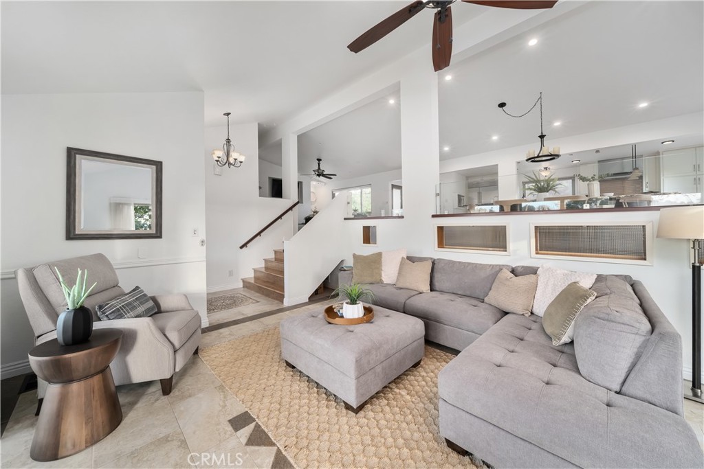 1029 Vista Grande Street