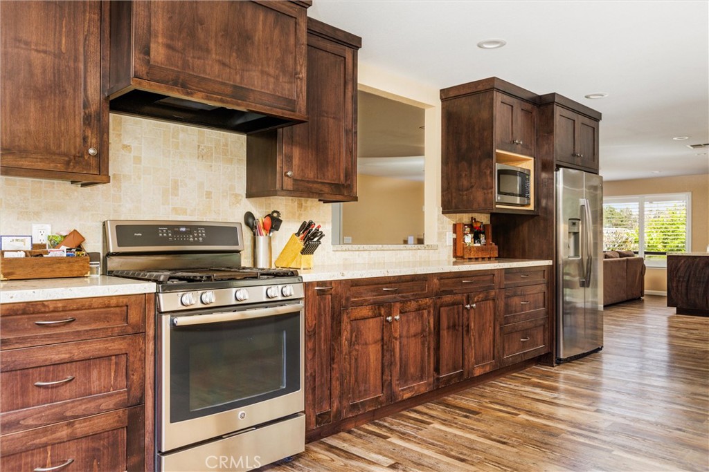 2900 San Fernando Road