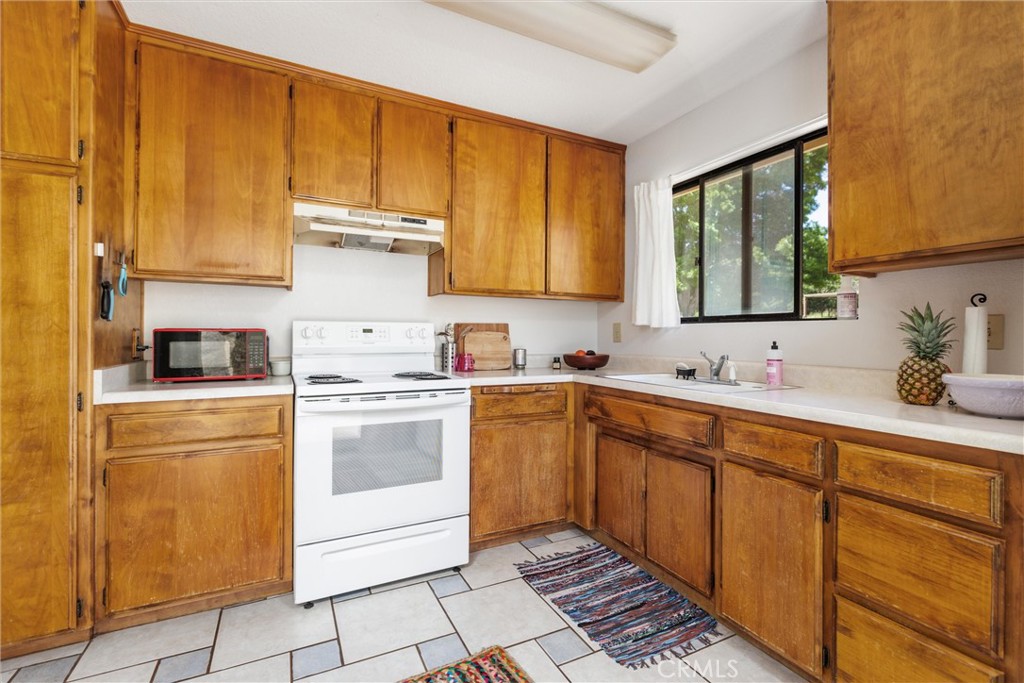 2900 San Fernando Road