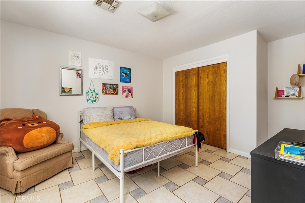 2900 San Fernando Road