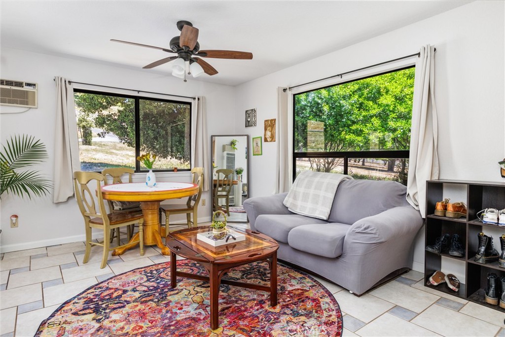 2900 San Fernando Road