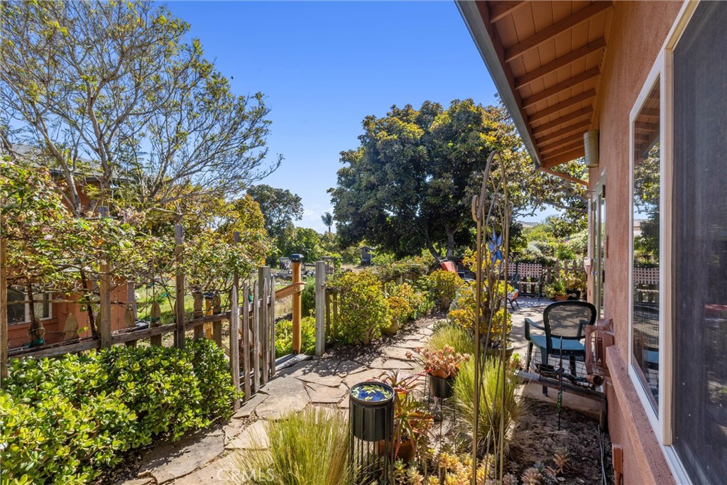 1762 Tierra Nueva Lane