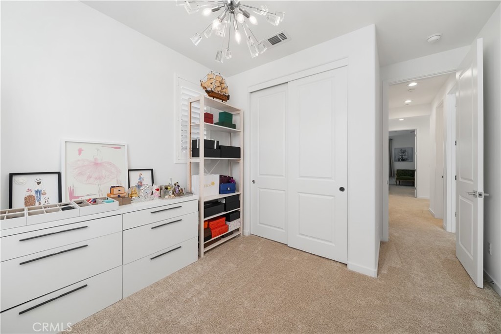 1824 Homestead Place