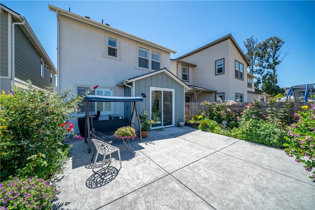 1824 Homestead Place