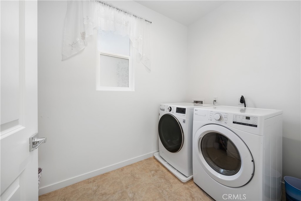 1824 Homestead Place