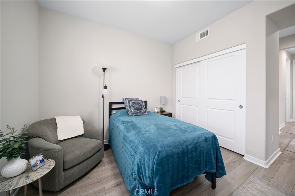 1866 Homestead Place