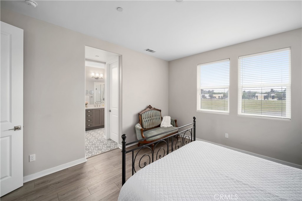 1866 Homestead Place