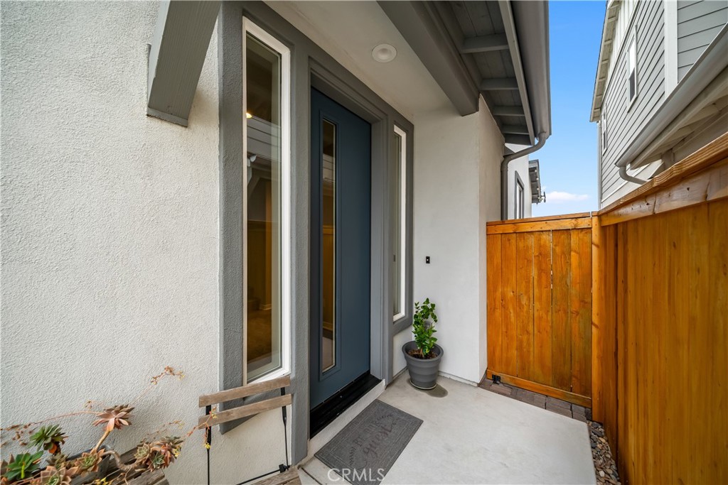 1866 Homestead Place