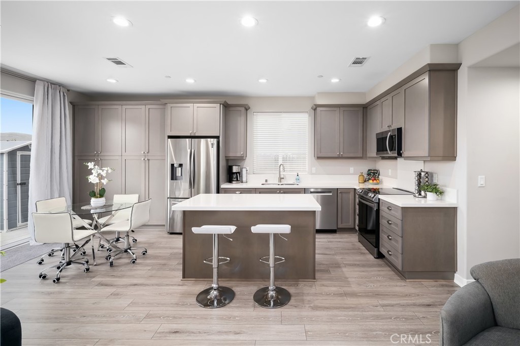 1866 Homestead Place