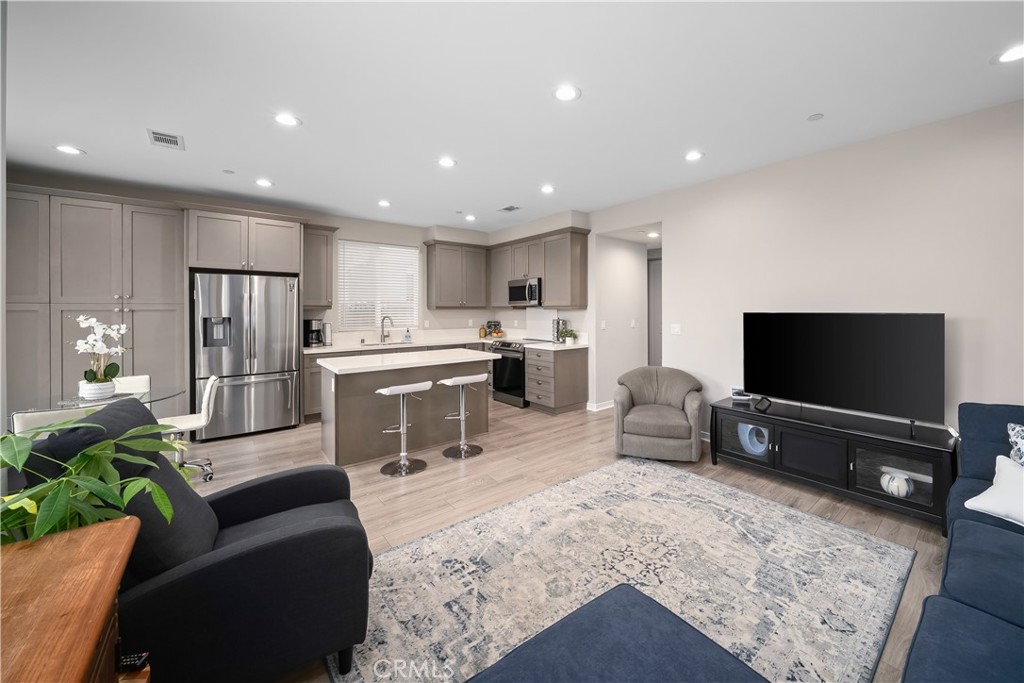 1866 Homestead Place