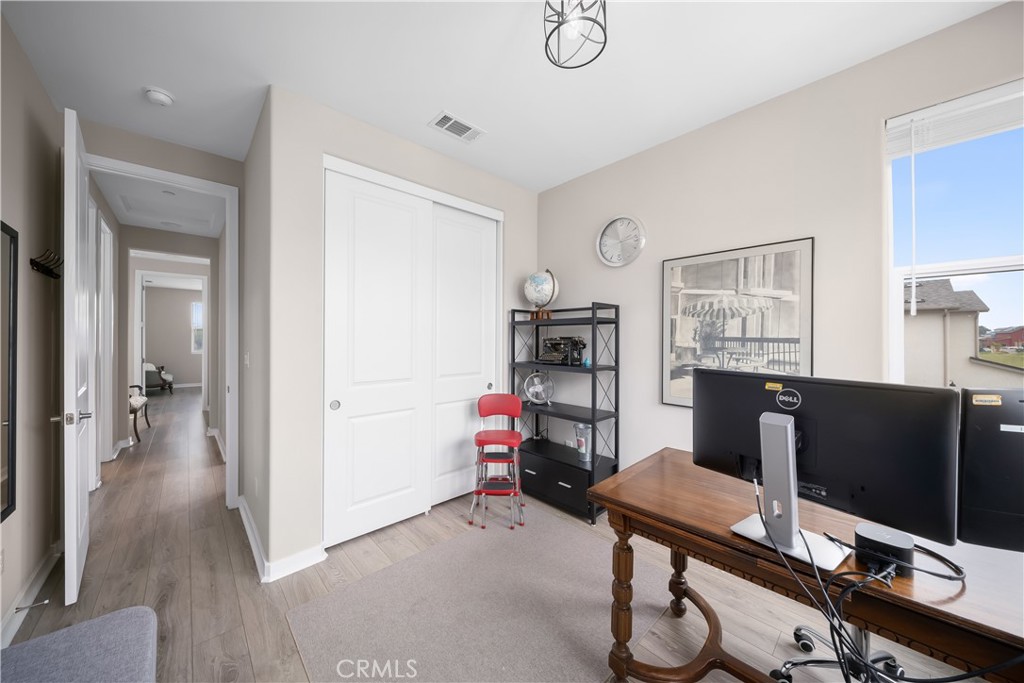 1866 Homestead Place