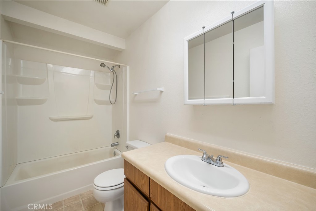 2975 Rockview Place #2