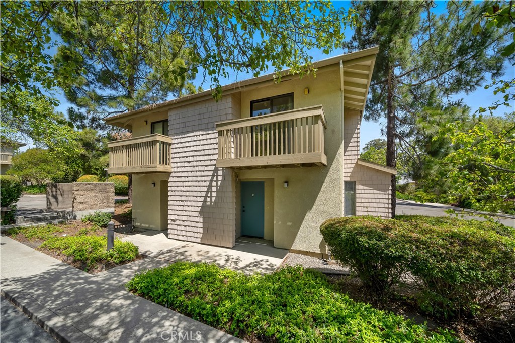 2975 Rockview Place #2