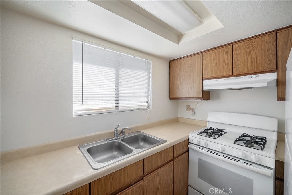 2975 Rockview Place #2