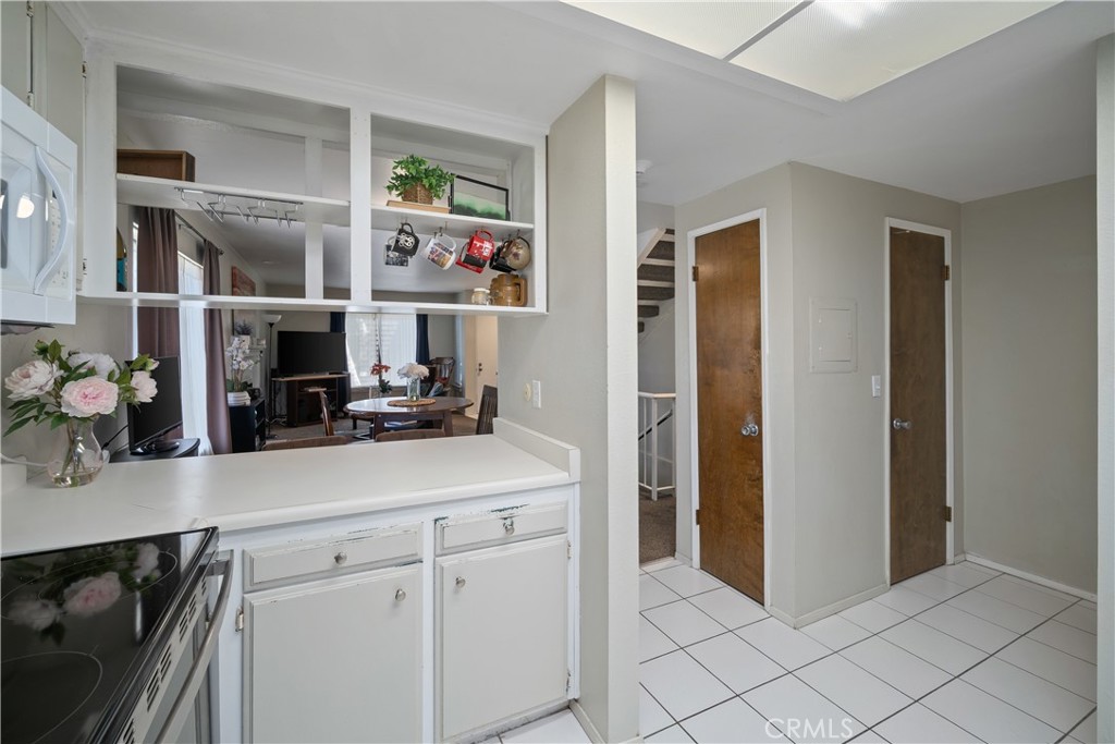 11295 Los Osos Valley Road 14