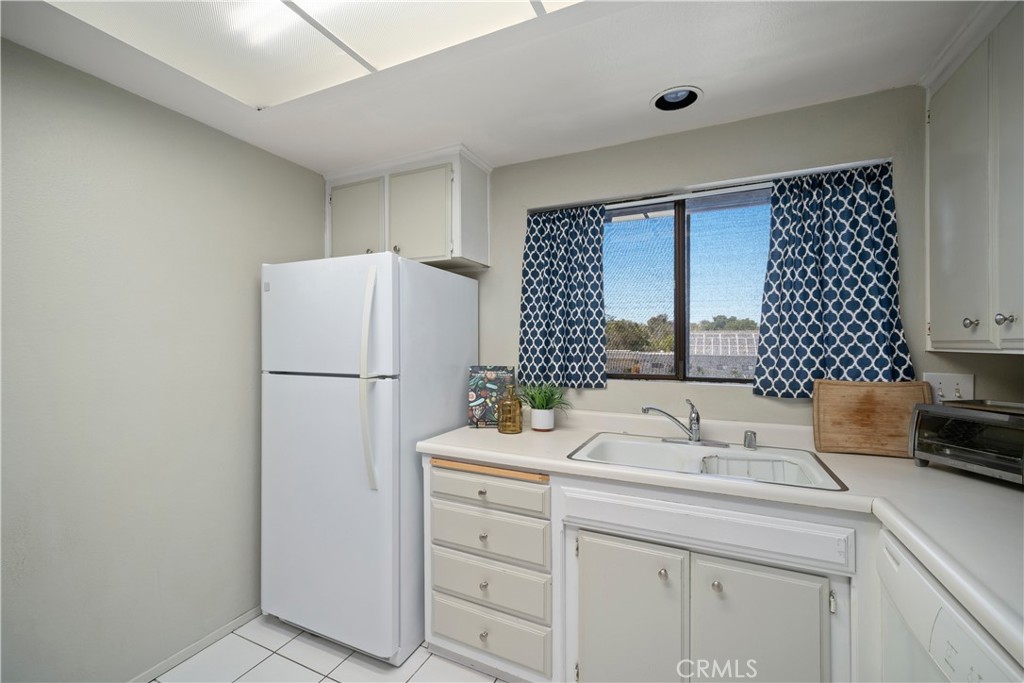 11295 Los Osos Valley Road 14