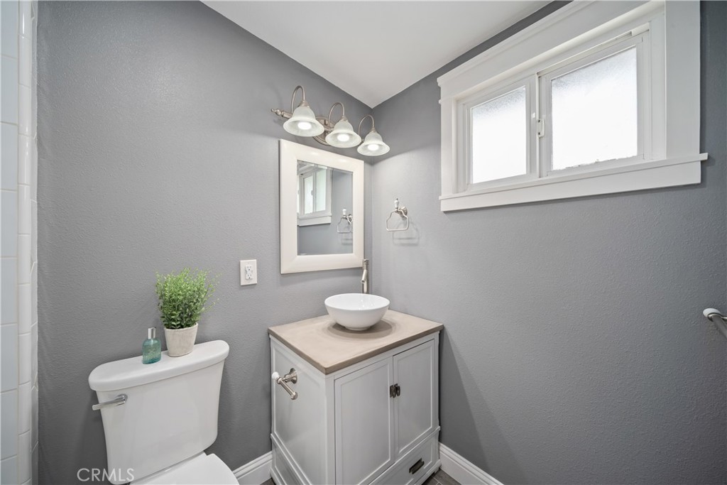 1335 N Miller Street