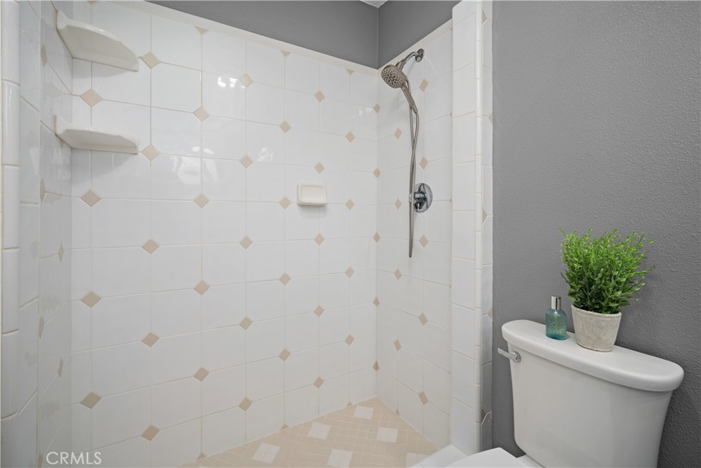 1335 N Miller Street